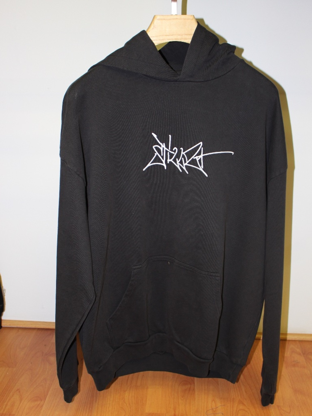 Stay Stillz Stillz Throwie Hoodie - Black